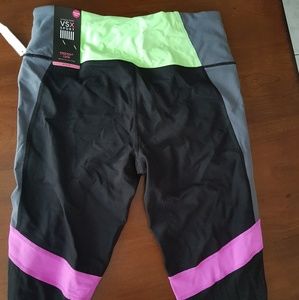Victoria Secret VSX Knockout Capri NWT